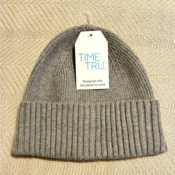 One size fits all Beanie. - Picture 1 of 1